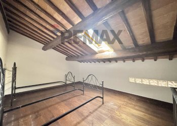 Camera / camera da letto - Rustico Via di Montiolo
 
6, Castel Giorgio - foto 42