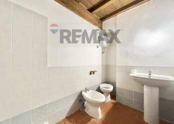 Bagno - Rustico Via di Montiolo
 
6, Castel Giorgio - foto 50