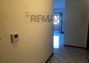 Hall / corridoio - Three-room apartment Via Della Pariglia
11, Perugia - photo 3