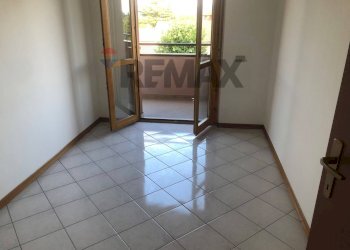 Stanza vuota - Three-room apartment Via Della Pariglia
11, Perugia - photo 16