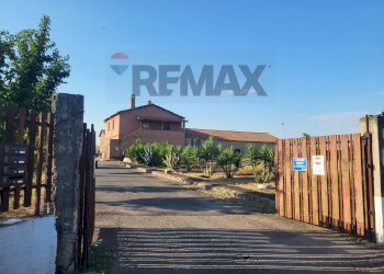 Edificio all\'aperto - Rustico Via di Vallerano
 
20, Roma - foto 39