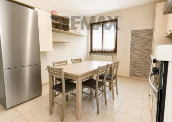 Sala da pranzo - Villa via Calchera alta
 
20, Ardenno - foto 13