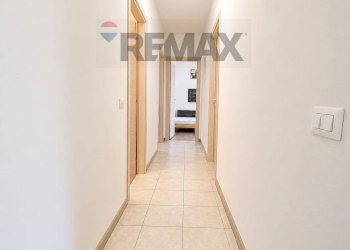 Hall / corridoio - Villa via Calchera alta
 
20, Ardenno - foto 14