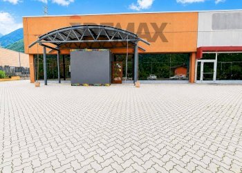 Casa all\'aperto - Commercial Premises viale Stelvio
44, Morbegno - photo 2