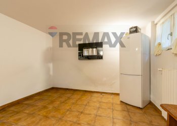 Stanza vuota - Casa semi indipendente VIA BENEDETTO CROCE
 
22A, Besana in Brianza - foto 53