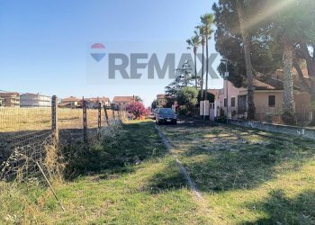 Giardino - Terreno edificabile Via Giubileo 2000
 
s.n.c., Motta Sant'Anastasia - foto 4