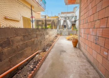 Non correlato - Casa indipendente via cesare battisti
 
81, Fiumefreddo di Sicilia - foto 24