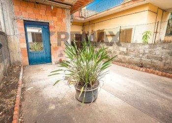 Casa all\'aperto - Casa indipendente via cesare battisti
 
81, Fiumefreddo di Sicilia - foto 25