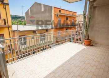 Terrazza - Casa indipendente via cesare battisti
 
81, Fiumefreddo di Sicilia - foto 29