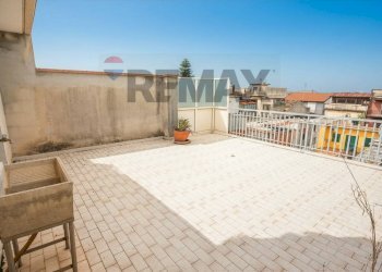 Terrazza - Casa indipendente via cesare battisti
 
81, Fiumefreddo di Sicilia - foto 35