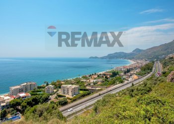 Vista dell\'acqua - Two-room apartment Via Sillemi
 
49, Letojanni - photo 16