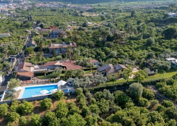 Vista delle montagne - Villa Via Carini
 
27, Acireale - photo 3