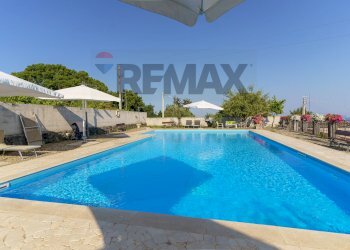 Piscina - Villa Via Carini
 
27, Acireale - photo 13