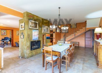 Sala da pranzo - Villa Via Carini
 
27, Acireale - photo 23