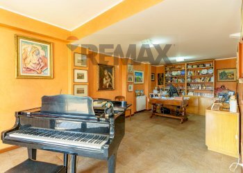 Sala da pranzo - Villa Via Carini
 
27, Acireale - photo 30