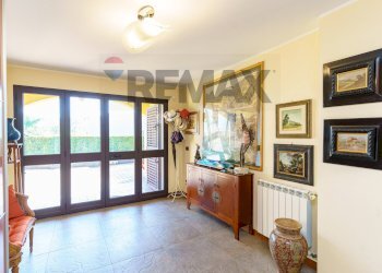 Stanza vuota - Villa Via Carini
 
27, Acireale - photo 31