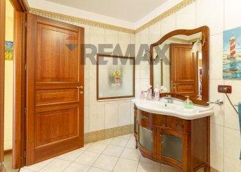 Bagno - Villa Via Carini
 
27, Acireale - photo 34