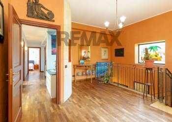 Hall / corridoio - Villa Via Carini
 
27, Acireale - photo 43
