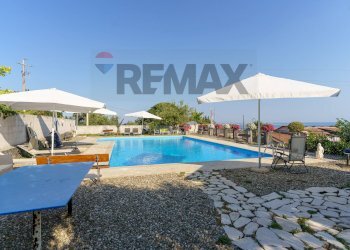 Piscina - Villa Via Carini
 
27, Acireale - photo 72