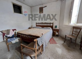 Camera / camera da letto - Casa indipendente via immacolata
 
9, Monforte San Giorgio - foto 4