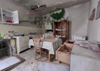 Sala da pranzo - Casa indipendente via immacolata
 
9, Monforte San Giorgio - foto 16