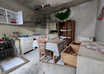 Sala da pranzo - Casa indipendente via immacolata
 
9, Monforte San Giorgio - foto 17