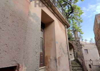 Edificio all\'aperto - Casa indipendente via immacolata
 
9, Monforte San Giorgio - foto 27