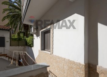 Balcone - Semi-detached house Via Vezzosi
 
27, Catania - photo 6