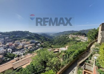 Vista delle montagne - Casa indipendente via immacolata
 
34, Monforte San Giorgio - foto 48