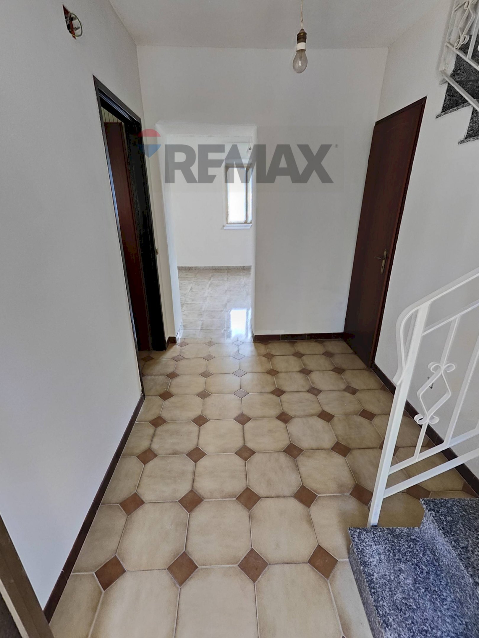 Hall / corridoio - Casa indipendente via portaro
6, Rometta - foto 3