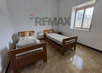 Camera / camera da letto - Casa indipendente via portaro
 
6, Rometta - foto 14