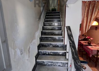 Scale - Casa indipendente via nazionale
 
44a, Monforte San Giorgio - foto 1