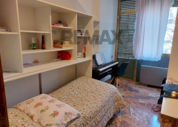 Camera / camera da letto - Appartamento Viale Cavour
 
142, Ferrara - foto 3
