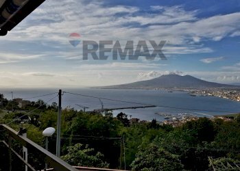 Vista dell\'acqua - Villa via Pantanella
 
3, Castellammare di Stabia - foto 2