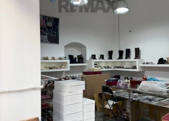 Cucina - Negozio Via Giuseppe Ricciardi
42, Napoli - foto 2