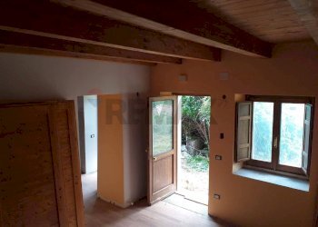 zona giorno piano terra - Apartment via Pastine
sn, Sant'Eufemia a Maiella - photo 10