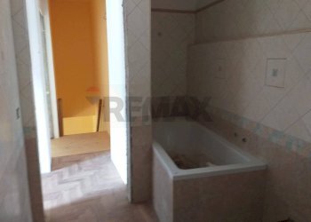 Bagno - Apartment via Pastine
sn, Sant'Eufemia a Maiella - photo 19