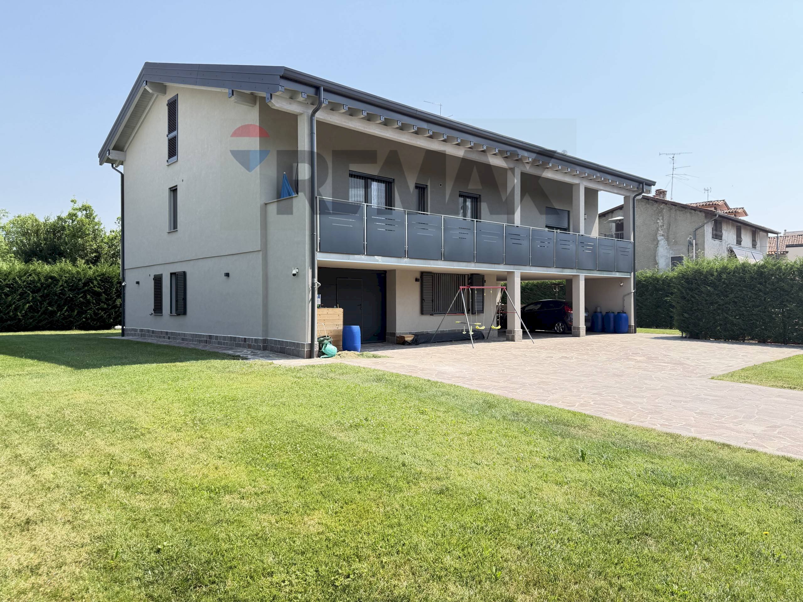 Casa all\'aperto - Villa via pesenti
 
19, Gorlago - foto 2