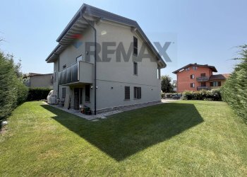 Casa all\'aperto - Villa via pesenti
19, Gorlago - foto 4