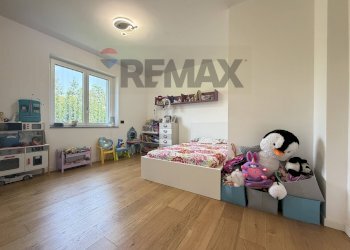 Camera / camera da letto - Villa via pesenti
19, Gorlago - foto 33