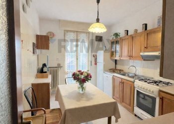 Cucina - Three-room apartment VIA MULINO VECCHIO
 
43, Cerano - photo 10