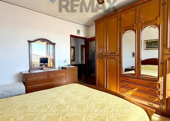 Camera / camera da letto - Three-room apartment VIA MULINO VECCHIO
 
43, Cerano - photo 15