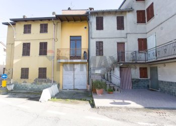 Edificio all\'aperto - Semi-detached house Via Silvani
 
24, Vernasca - photo 6