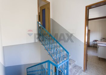 Scale - Semi-detached house Via Silvani
 
24, Vernasca - photo 18