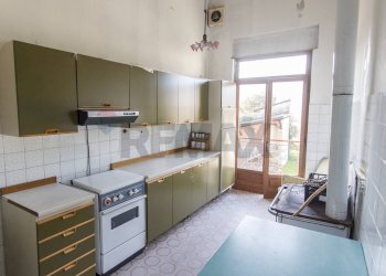 Cucina - Semi-detached house Via Silvani
 
24, Vernasca - photo 22