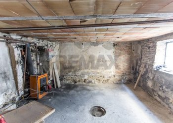 Stanza vuota - Semi-detached house Via Silvani
 
24, Vernasca - photo 26