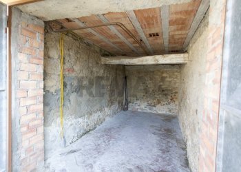 Parcheggio - Semi-detached house Via Silvani
 
24, Vernasca - photo 29