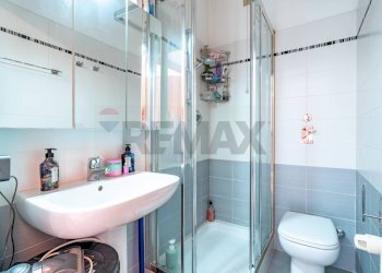 Bagno - Quadrilocale Via Milano
 
125, Garbagnate Milanese - foto 15