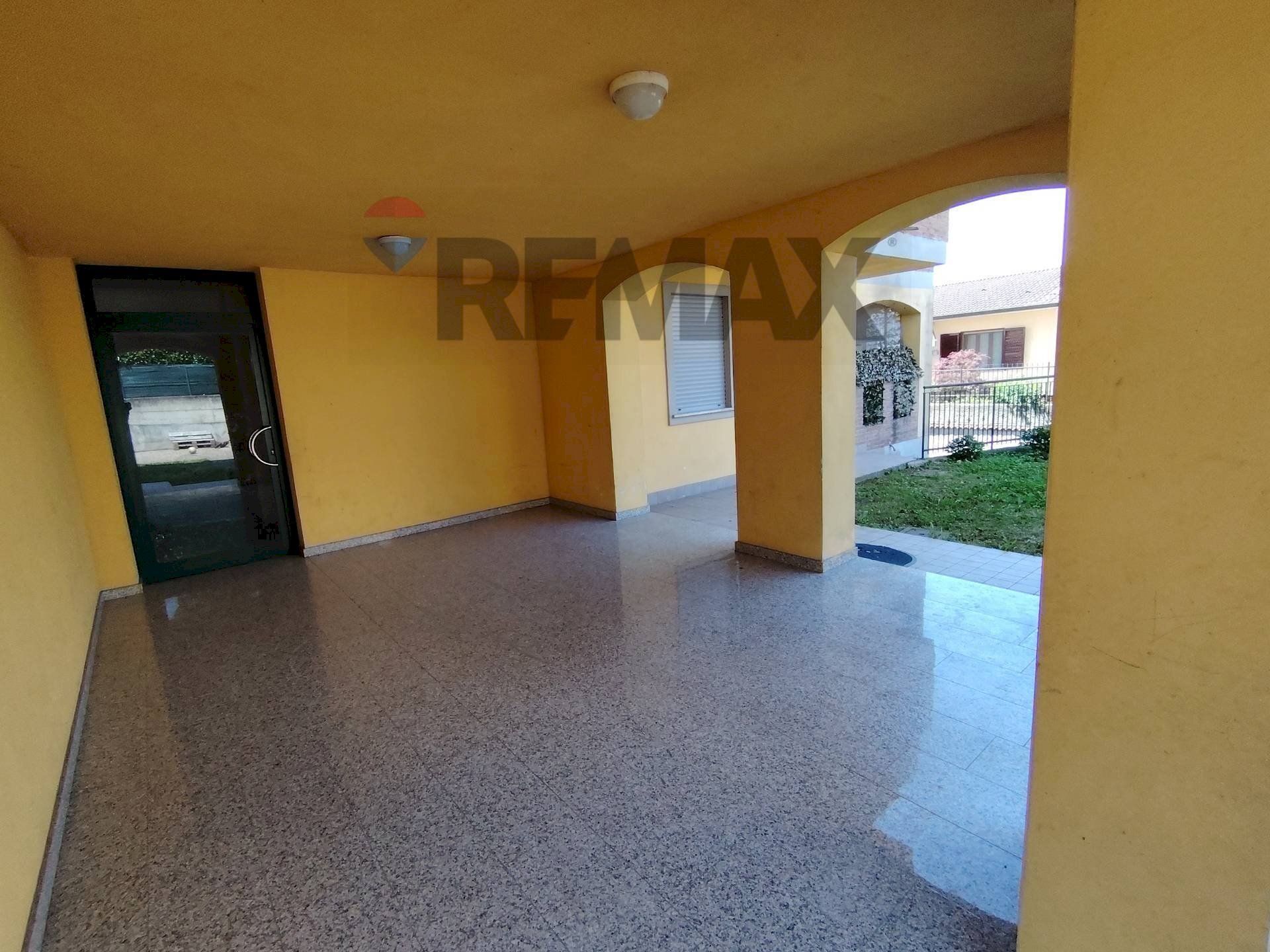 Stanza vuota - Trilocale via Statuto
 
145, Sant'Angelo Lodigiano - foto 3