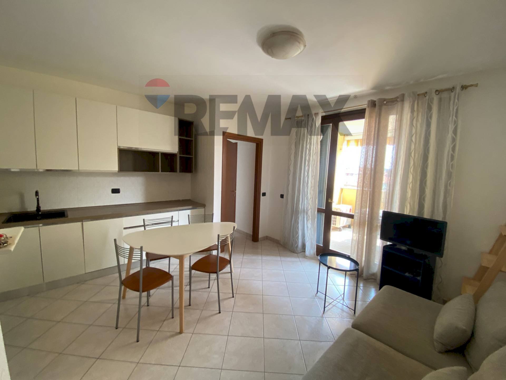 Sala da pranzo - Two-room apartment Via Puccini
 
1, Cesate - photo 1